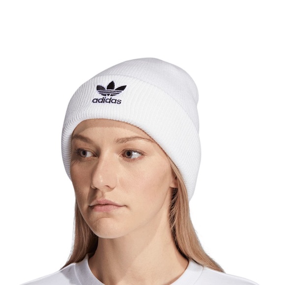 ADIDAS ORIGINAL TREFOIL CUFFED RIB KNIT BEANIE WHITE WITH BLACK LOGO NWOT - Picture 2 of 10
